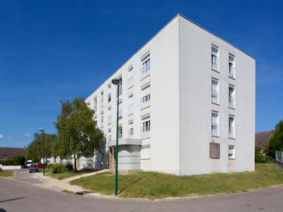 Location Appartement 4 pices FOECY 18500